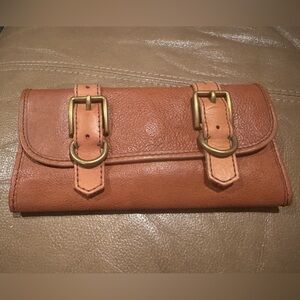 Fossil Camel Brown Leather Clutch Wallet with Buckle Accents. NWT.